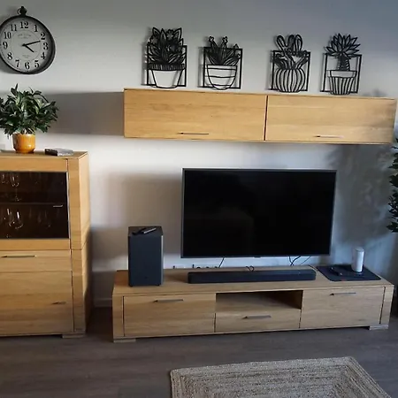 Apartment Beautiful 5 Minutes To Rab Tla-tlf-tdy Ramstein-Miesenbach